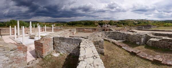 felix romuliana panorama